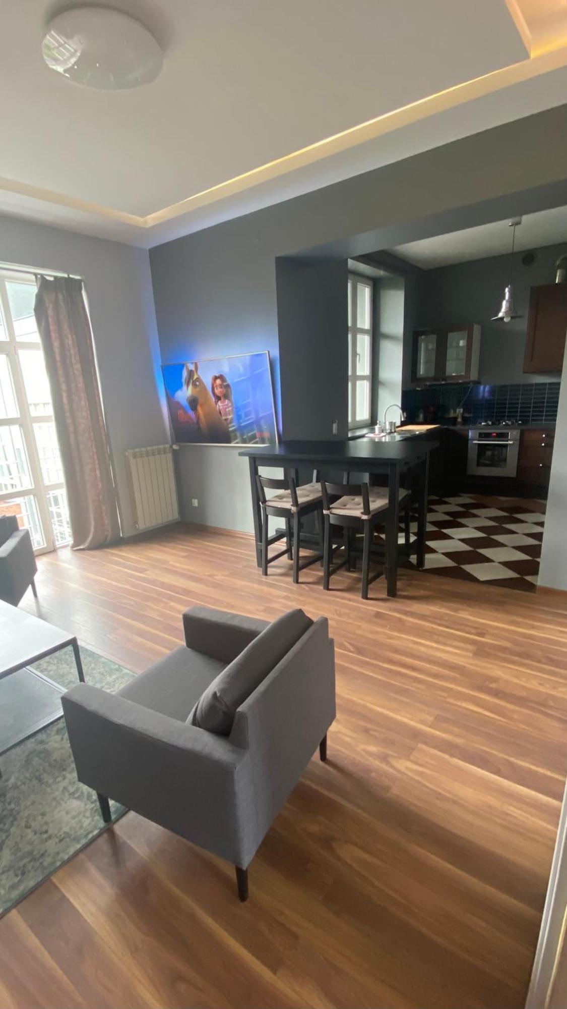 Piekarnia Apartamenty Manufaktura, Parking, Dostep Na Kod, Klima, 1-3 Pokoje, Prywatna Kamienica Лодз Екстериор снимка