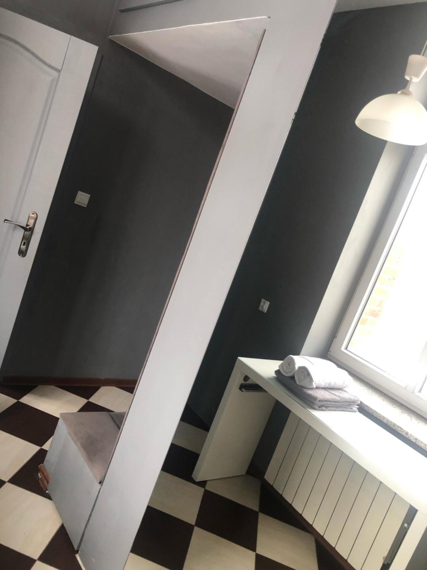 Piekarnia Apartamenty Manufaktura, Parking, Dostep Na Kod, Klima, 1-3 Pokoje, Prywatna Kamienica Лодз Стая снимка
